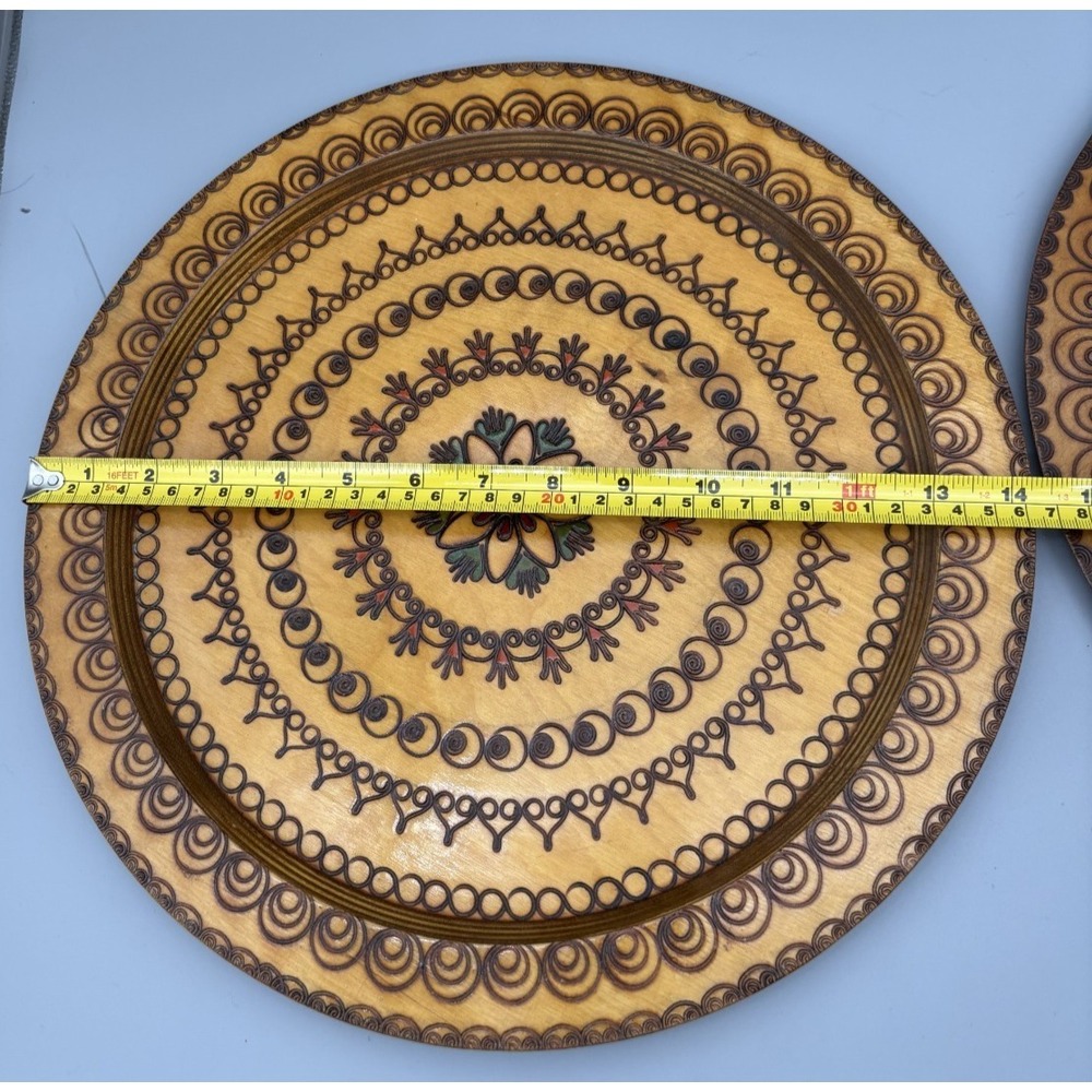 Set of 2 Folk Art Polish Hand Carved Wooden Wall Hanging Display Plates Drzewiar - Picture 3 of 10